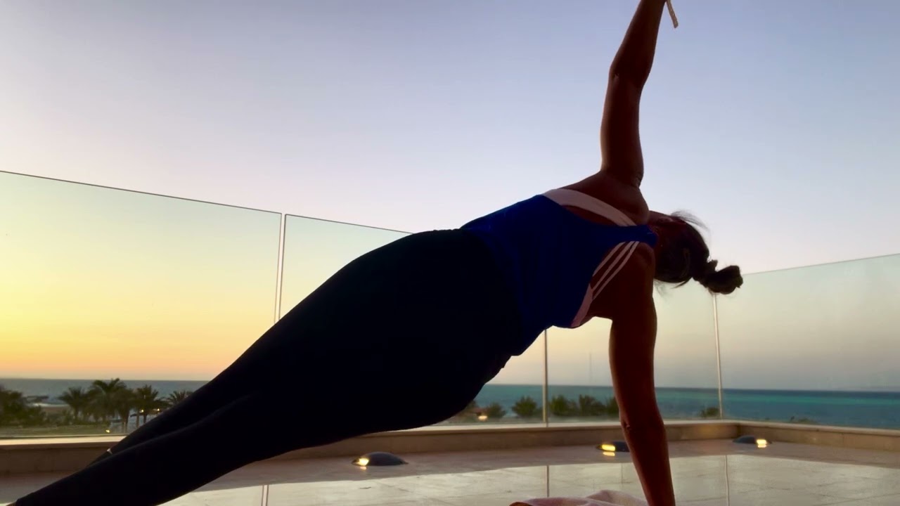 Roxana Power Yoga 2